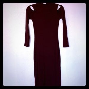 Cold-shoulder bodycon dress